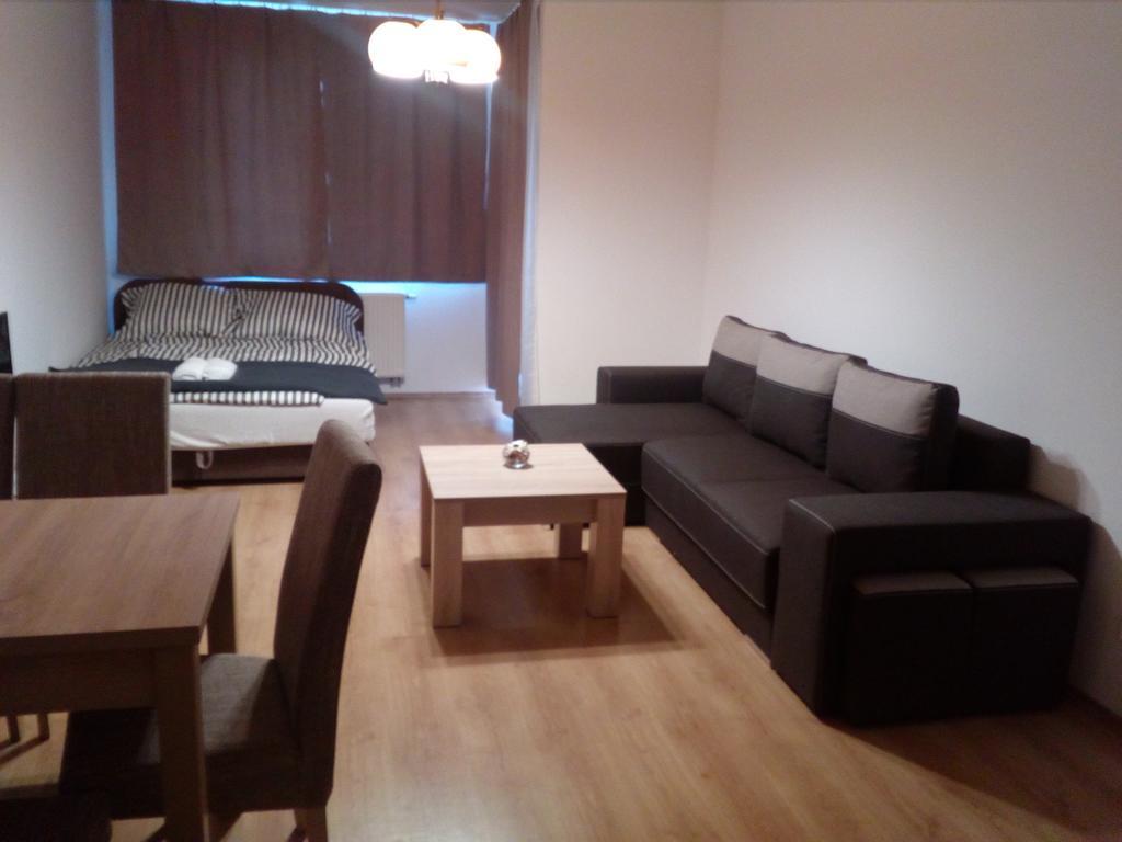 Hajdúszoboszló Gobe Apartman מראה חיצוני תמונה