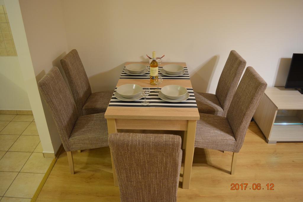 Hajdúszoboszló Gobe Apartman מראה חיצוני תמונה