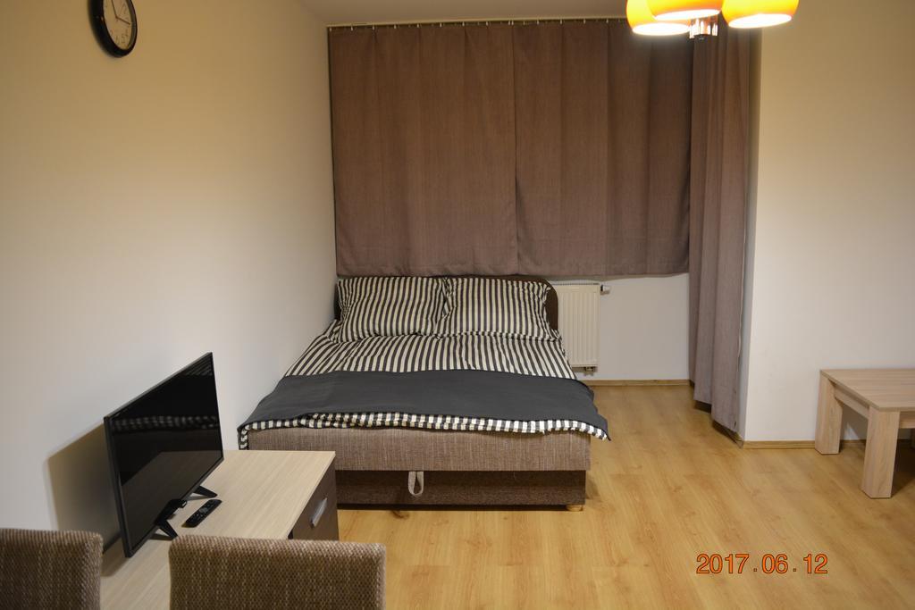 Hajdúszoboszló Gobe Apartman מראה חיצוני תמונה