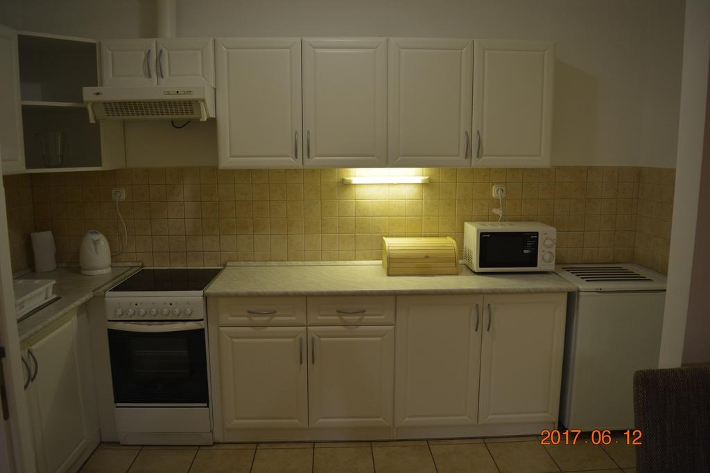 Hajdúszoboszló Gobe Apartman מראה חיצוני תמונה