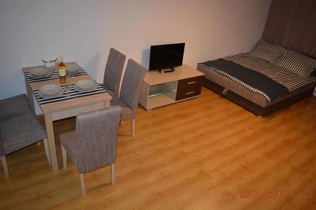 Hajdúszoboszló Gobe Apartman מראה חיצוני תמונה